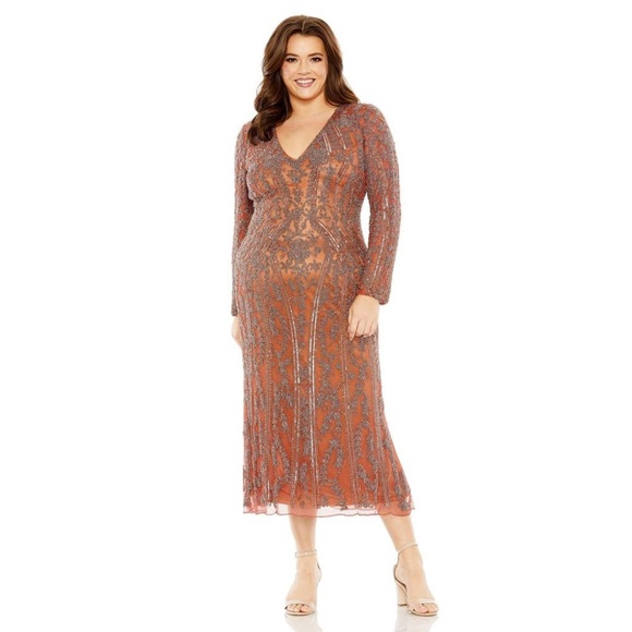 NWT Mac Duggal Long Sleeve Embellished Dress - size 18W - Picture 1 of 6